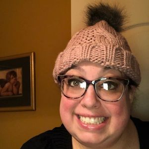 Meet your Posher, Cassaundra